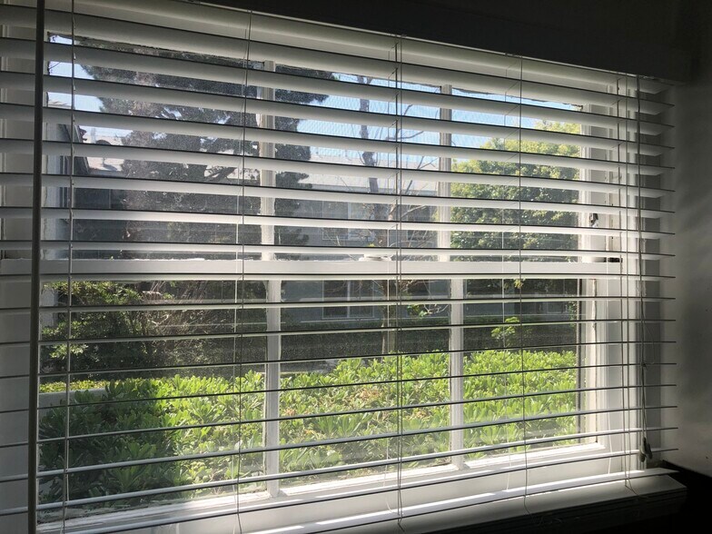 Building Photo - 1250 Franklin St