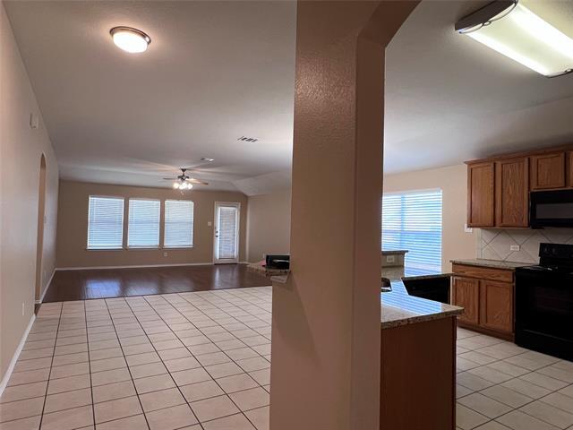 Building Photo - 1065 Warbler Ln