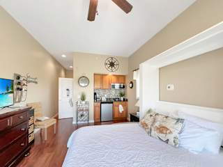 Building Photo - Make this charming studio with marsh views...