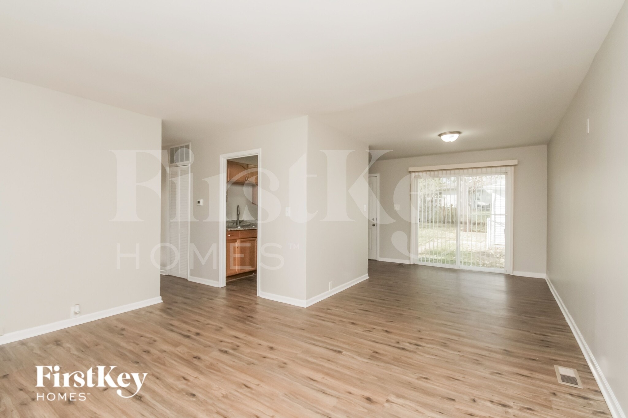 Building Photo - 408 Dalhart Ave