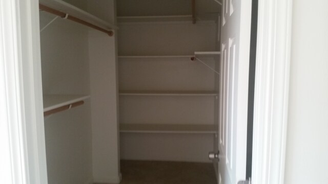 Building Photo - 2407 Hughes Ln