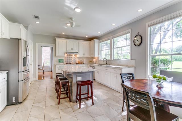 Building Photo - 7545 Primrose Dr
