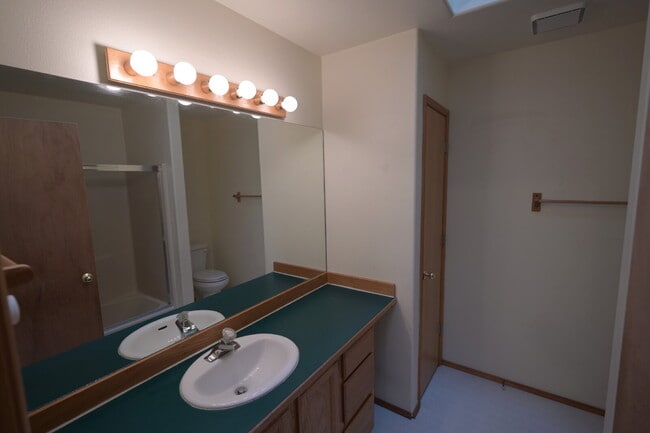 Building Photo - 3 bed 2 bath near Carrie Blake Park, in Sequim