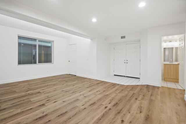 Building Photo - 1065 S Hanlon Way