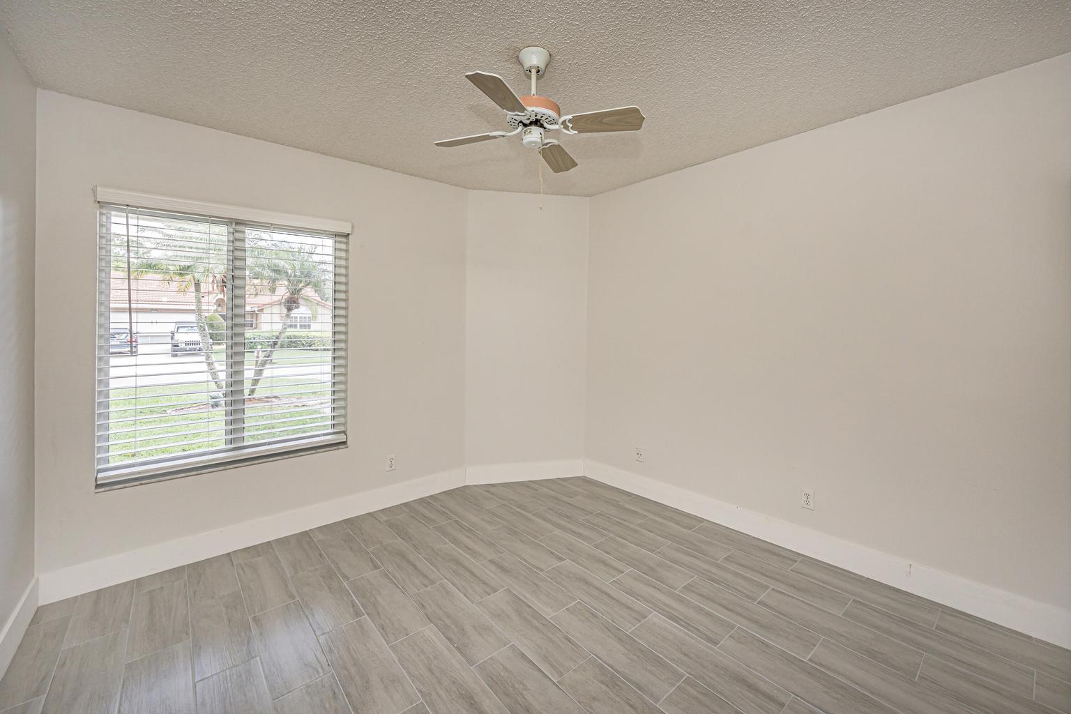 Building Photo - 5148 Rosen Blvd