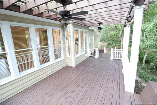 Building Photo - 107 Hardaway Ct