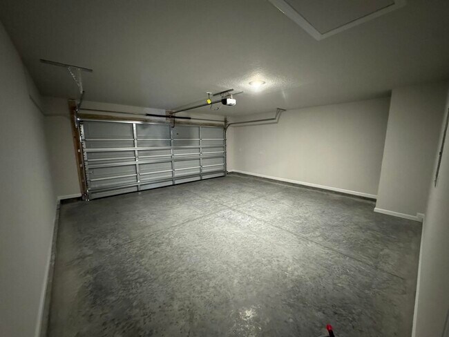 Building Photo - 164 Pruitt Dr