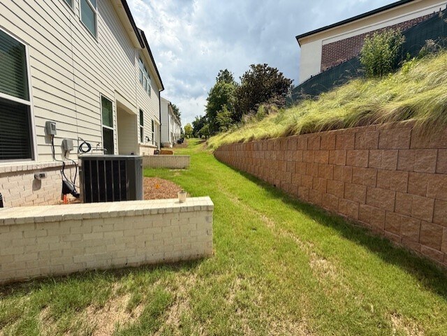 Building Photo - 4030 Cavalier Way