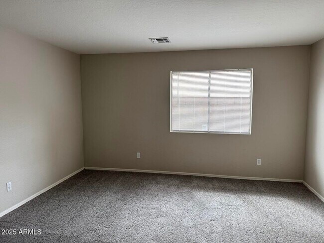 Building Photo - 3110 S 100th Ln