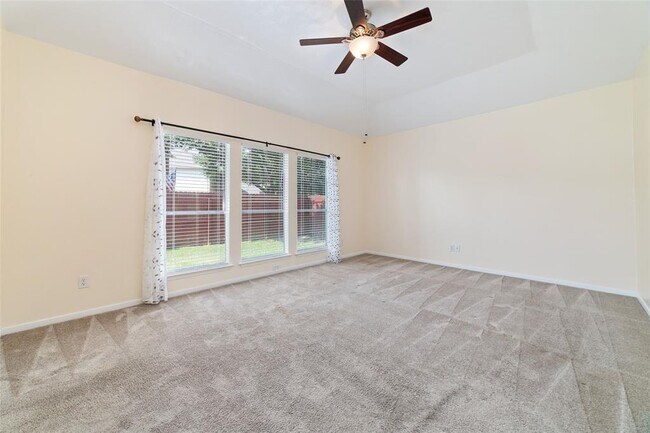 Building Photo - 22531 Heather Way Ct