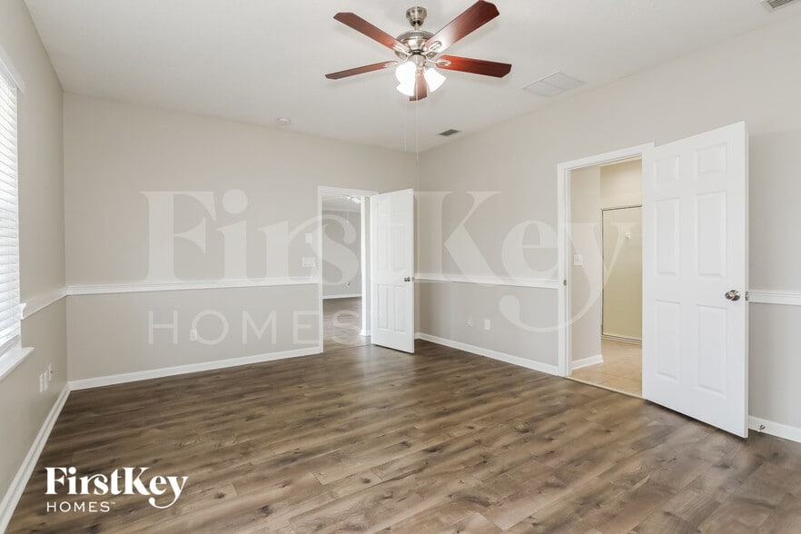 Building Photo - 5919 Wind Cave Ln