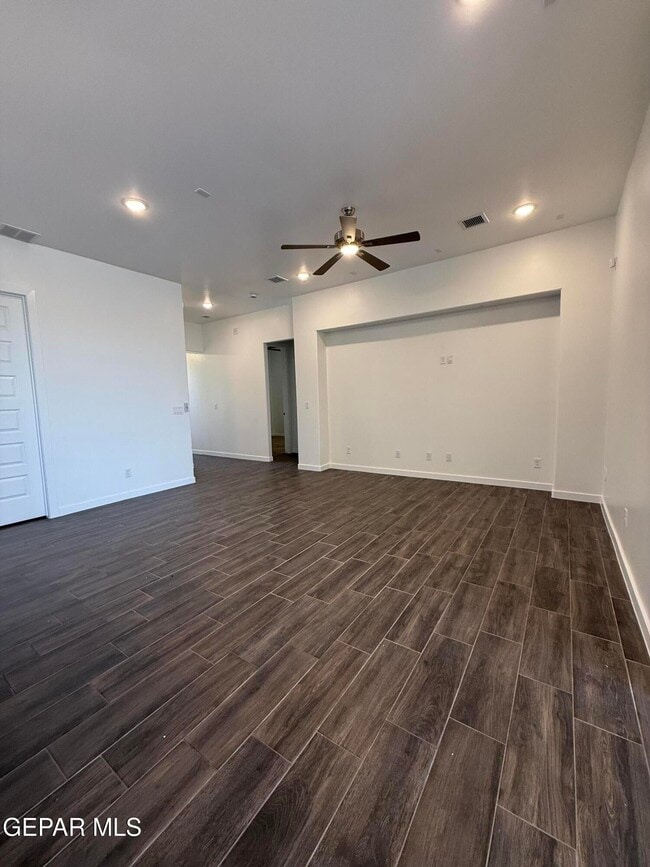 Building Photo - 13389 Carterton Ave