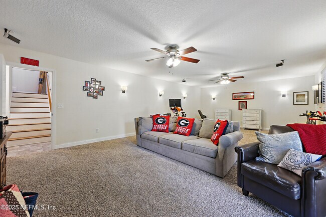 Building Photo - 12818 Micanopy Ln