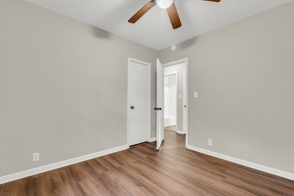Building Photo - 105 Dogwood Blvd