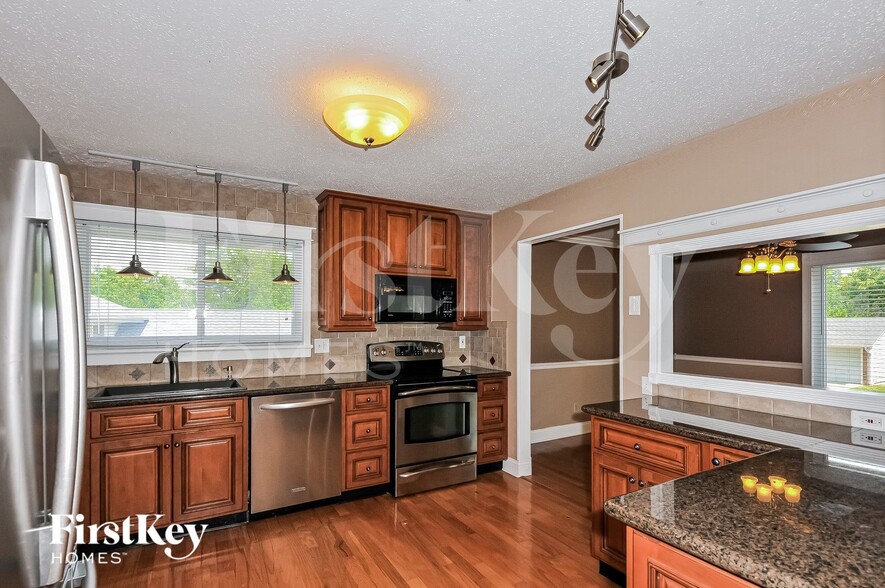Building Photo - 12207 Turkey Creek Ct