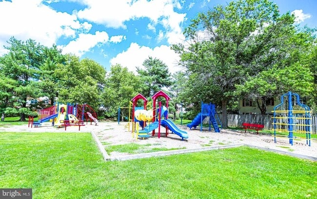 Building Photo - 6505 China Grove Ct