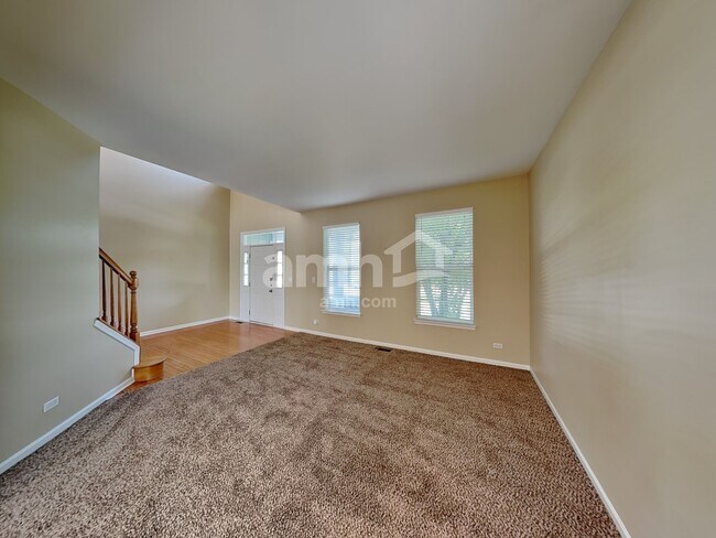 Building Photo - 16438 Fairfield Dr