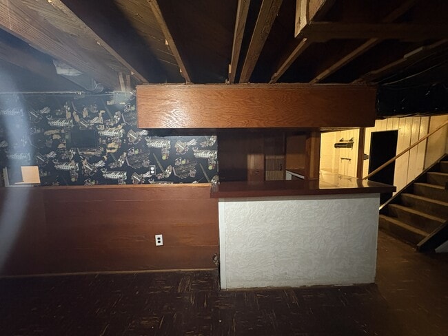 Building Photo - 19474 Montrose St