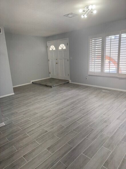 Building Photo - 3744 W Kariba Dr