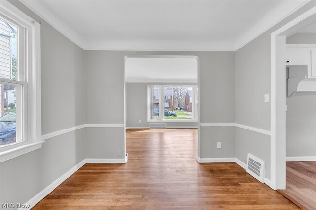 Building Photo - 16705 Glendale Ave