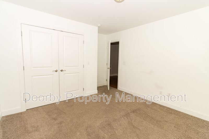 Building Photo - 1205 Worthington St