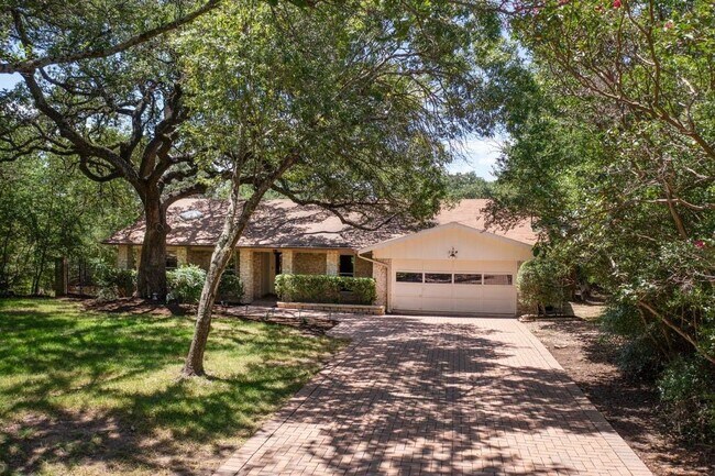 Building Photo - 10408 Double Spur Loop