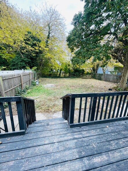 Building Photo - 840 Cumberland St