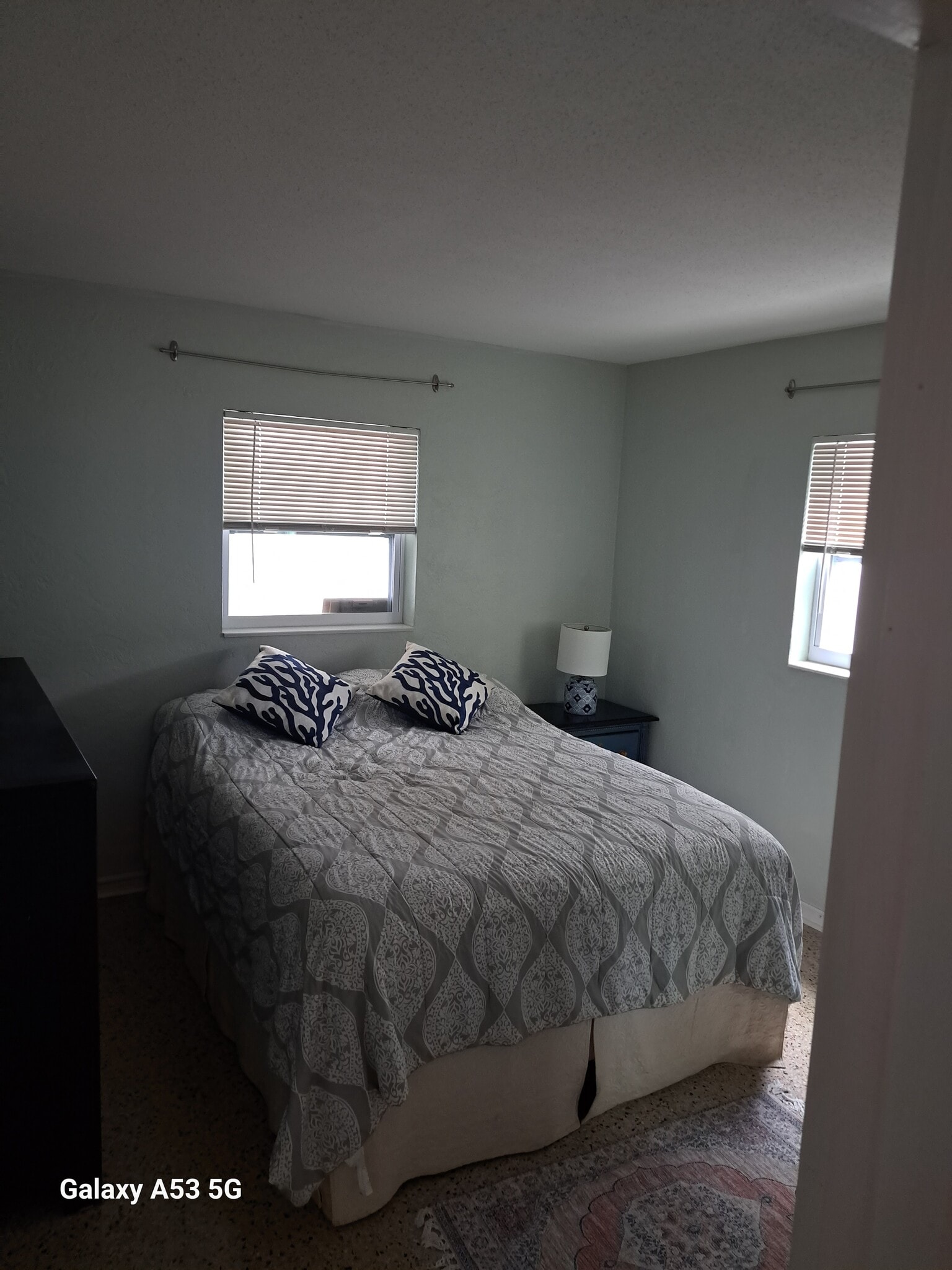 Back bedroom - 35 44th Ave