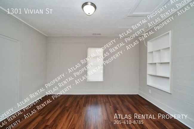 Building Photo - 1301 Vivian St SW