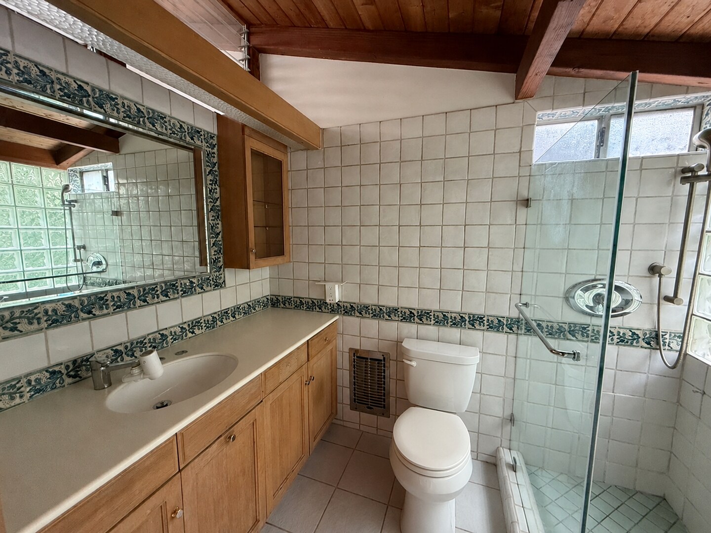 Building Photo - Private Venice Bungalow Near Abbot Kinney | 1BR + Office, 2 Baths, Garden Patio