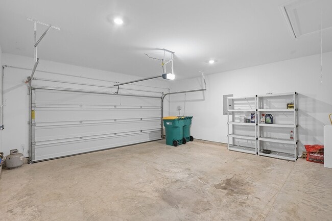 Building Photo - 23810 Maida View Trl