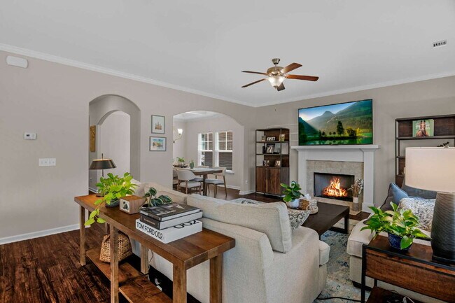 Building Photo - Fantastic home in Bradley Park.
