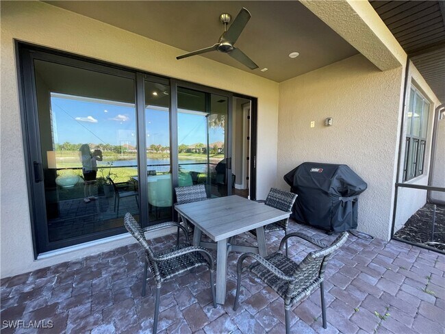 Building Photo - 8021 Calle Canovas Ct