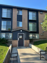 Building Photo - Two Bedroom Corner Unit