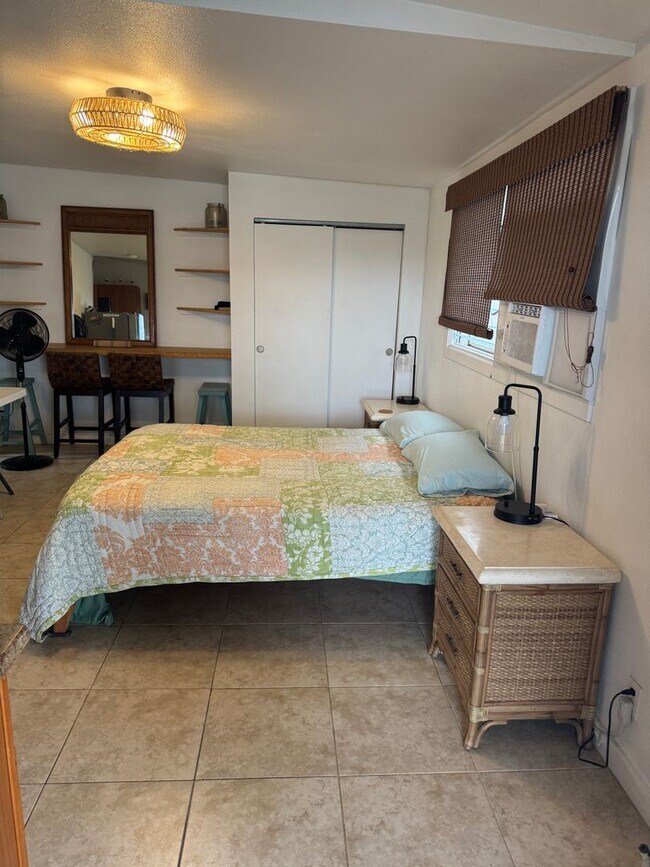 Building Photo - Attached Guest Studio Home in Kailua Town with Yard, and Pets Allowed
