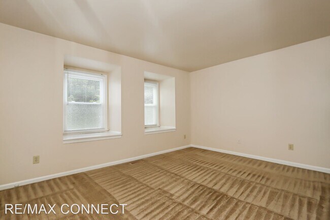 Building Photo - 3 br, 2.5 bath House - 76 Charles Parish