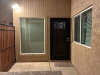 Building Photo - **NICE 2br/2ba PATIO HOME - (CHANDLER BLVD...