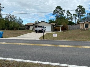 Building Photo - 5344 Elwood Rd