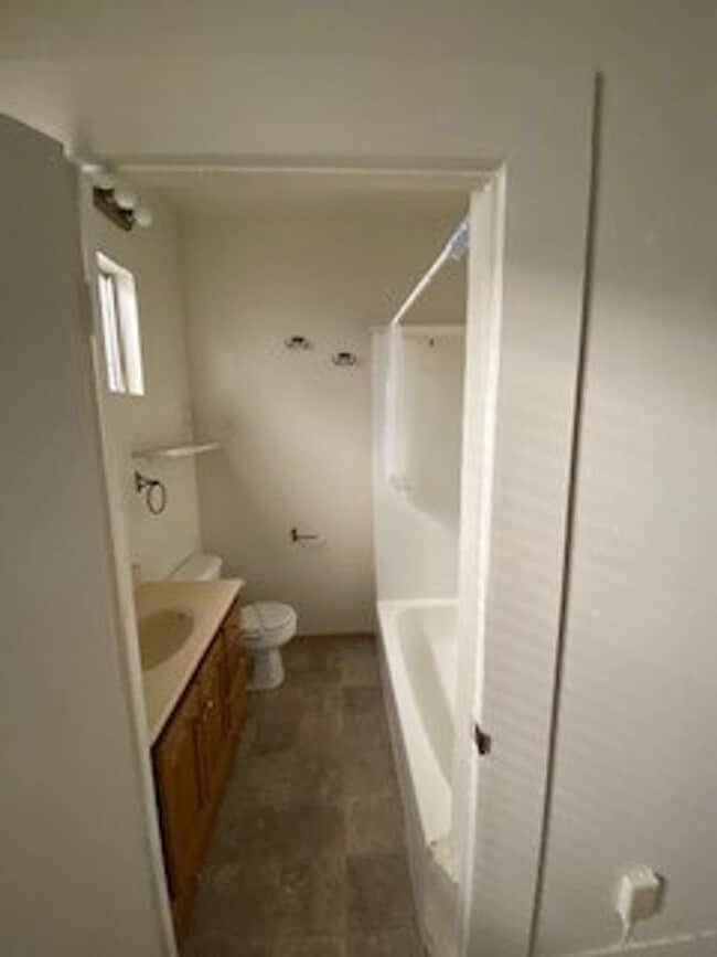 Building Photo - Monterey Duplex