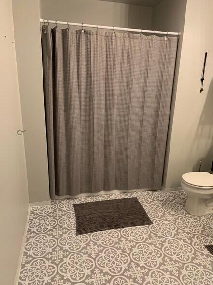 Building Photo - 141 N Water St