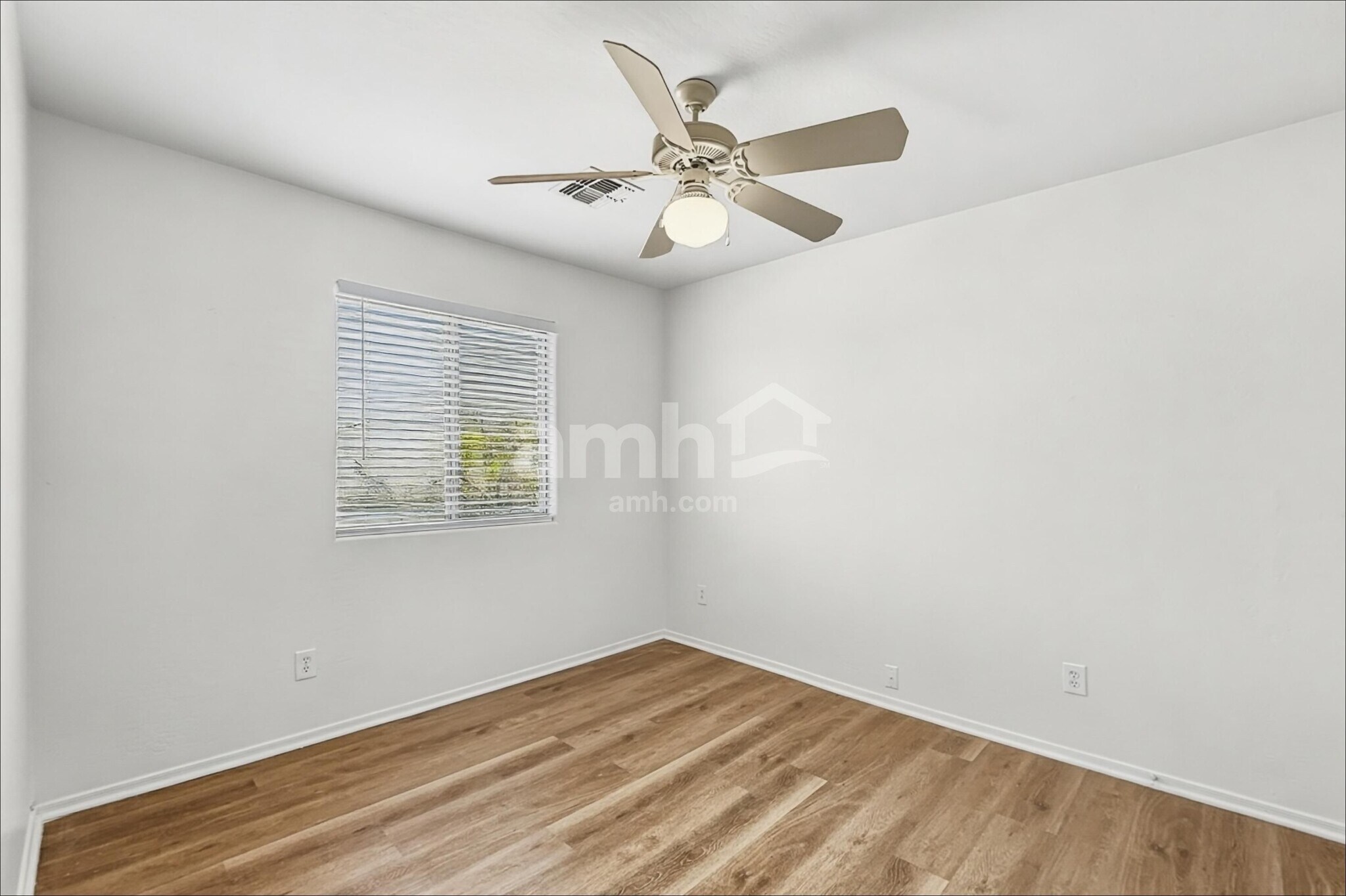 Building Photo - 2365 E Meadow Lark Way
