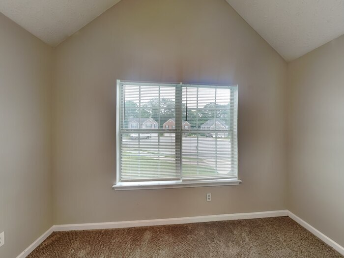 Building Photo - 2340 Brookgate Way