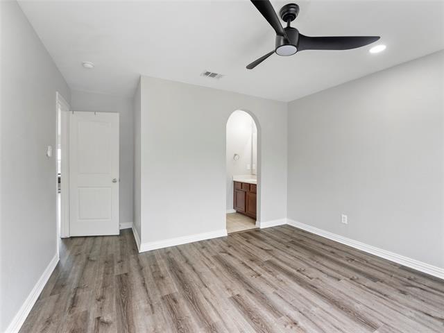 Building Photo - 2308 Fountain Gate Dr