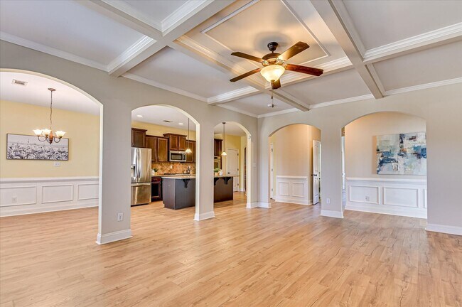 Building Photo - 406 Saterlee Ct
