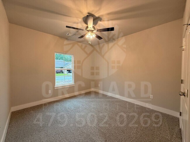 Building Photo - Bella Vista Single-Family Home- 2 Bed/ 2 Bath with Hobby Room- Well-Designed Cheston Plan