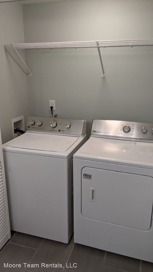 Building Photo - 1 br, 1 bath House - 114 Bumont Drive