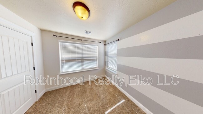 Building Photo - 3529 Autumn Colors Dr