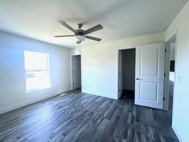 Building Photo - Available Now!! NW CAPE CORAL - 4 Bedrooms - 3 Bathrooms - 2 Car Garage