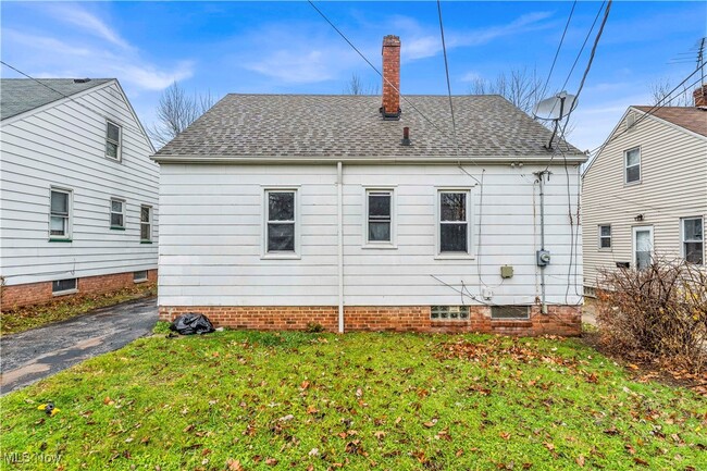 Building Photo - 15312 Benhoff Dr