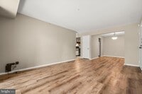 Building Photo - 7911 Badenloch Way